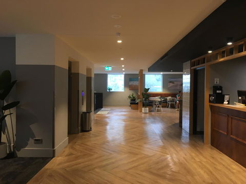 Woodroffe Hotel - Stayed 7