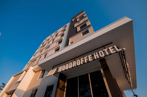 Woodroffe Hotel - Stayed 18