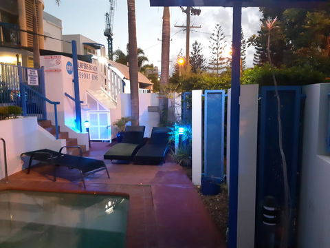 Surfers Beach Resort One - Stays Accommodation 10