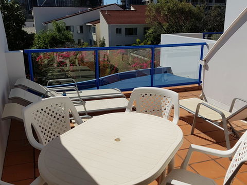 Surfers Beach Resort One - Stays Accommodation 21