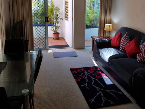 Surfers Beach Resort One - Stays Accommodation 17