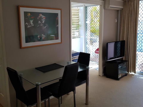 Surfers Beach Resort One - Stays Accommodation 19