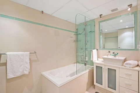 Surfers International Apartments - Stayed 38