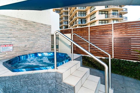 Surfers International Apartments - Stayed 39