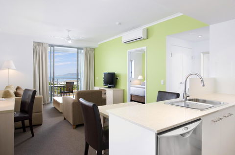 Oaks Townsville Gateway Suites - Stayed 12