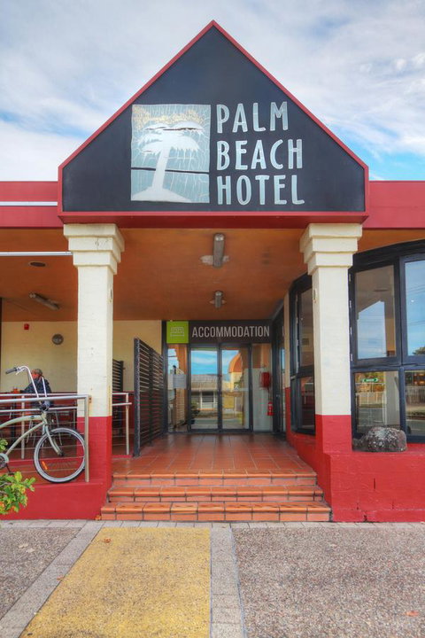Palm Beach Hotel - Stayed 7