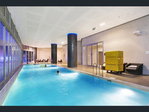 H Star Residences-- Paradise Stayz - Stayed 16