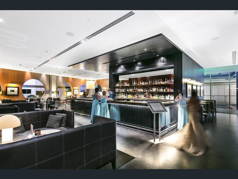 H Star Residences-- Paradise Stayz - Stayed 15