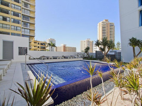H Star Residences-- Paradise Stayz - Stayed 6