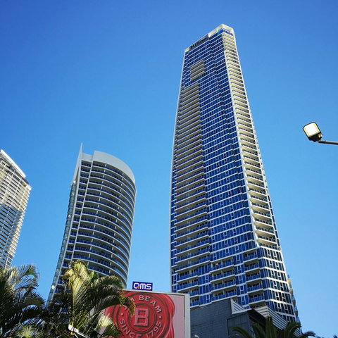 H Star Residences-- Paradise Stayz - Stayed 13