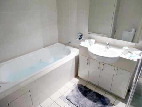 Waterfront Resort Villa With Buggy - Stayed 10