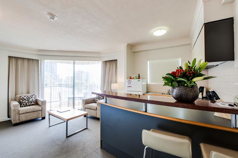 Central Cosmo Apartment Hotel - Stayed 28