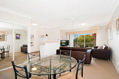 Champelli Palms Apartments - Stayed 9