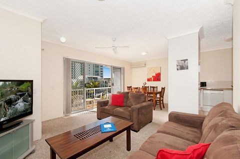 Champelli Palms Apartments - Stayed 4
