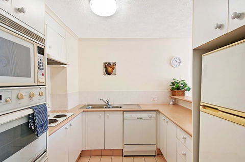 Champelli Palms Apartments - Stayed 13