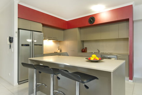 On The Bay Apartments - Stayed 26