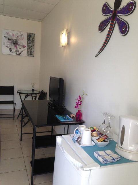 Black Marlin Motel - Stays Accommodation 9