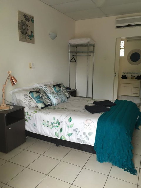 Black Marlin Motel - Stays Accommodation 11