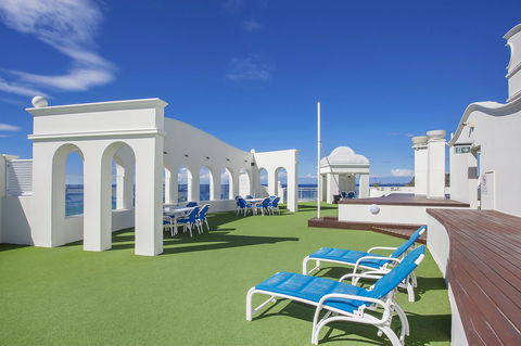 ULTIQA Burleigh Mediterranean Resort - Stayed 26