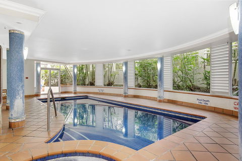 ULTIQA Burleigh Mediterranean Resort - Stayed 17