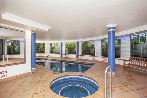 ULTIQA Burleigh Mediterranean Resort - Stayed 22