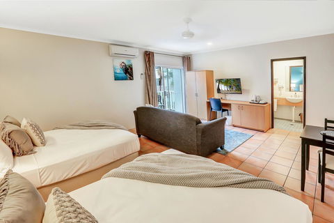 Coral Tree Inn - Stayed 15