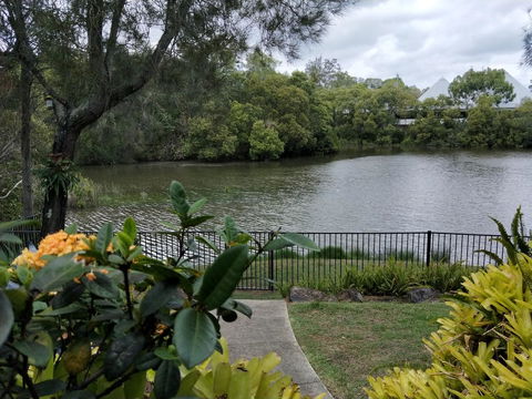 Waterfront Theme Park Getaway - Stayed 23