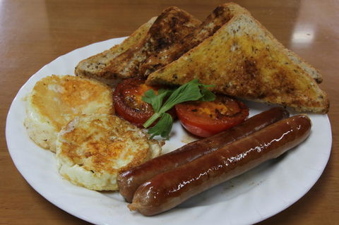 Novena Palms Motel - Stayed 28