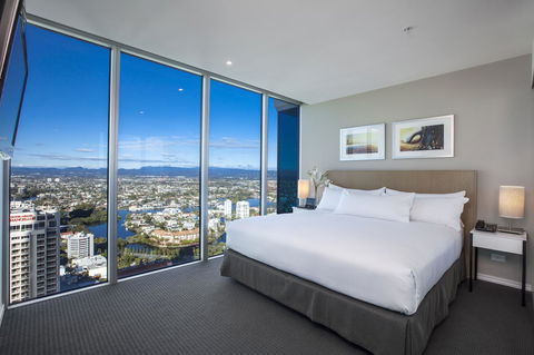 Hilton Surfers Paradise Residences - Stayed 26