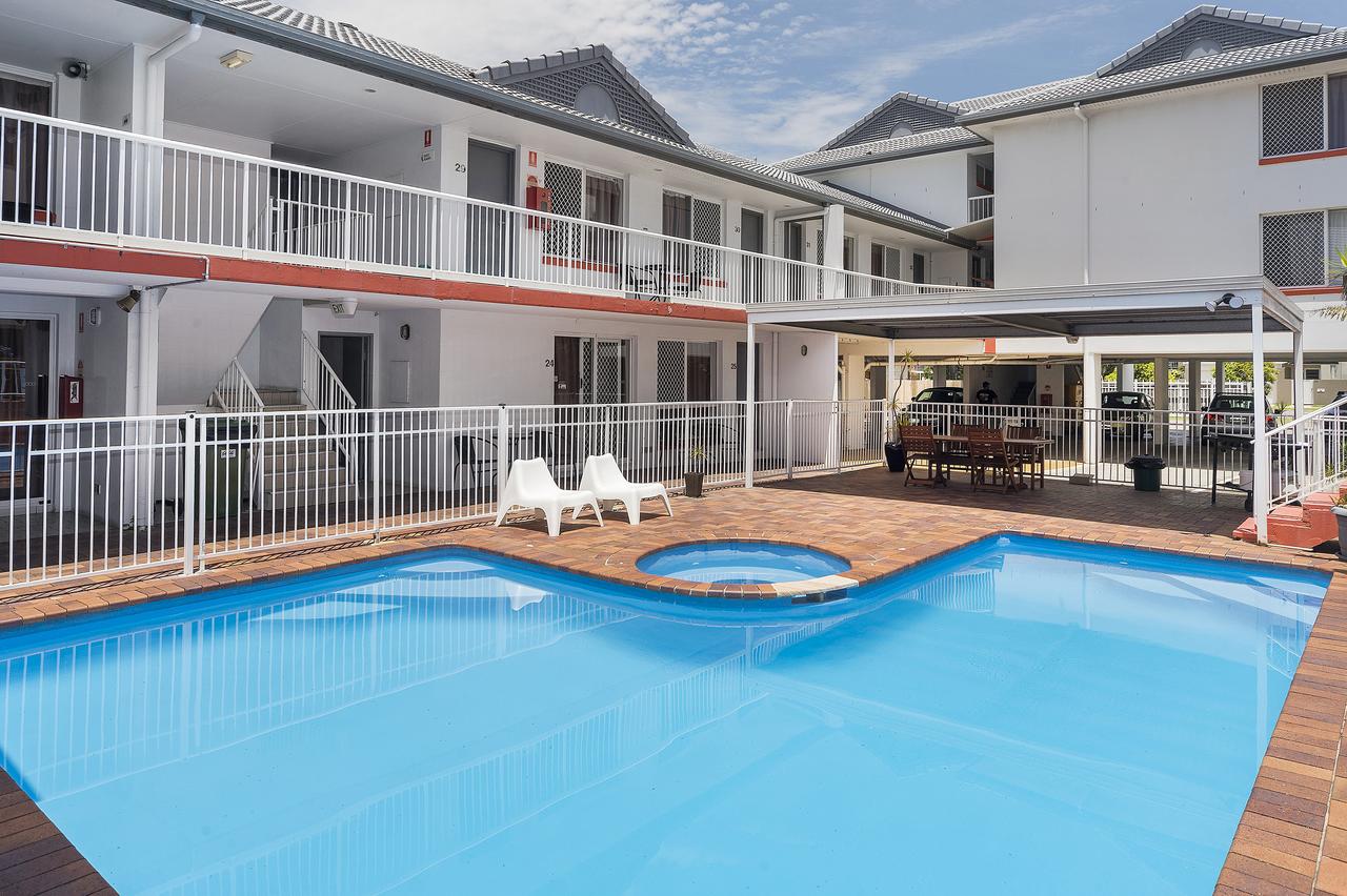 Miami QLD Stayed