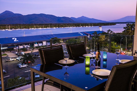 Jack And Newell Holiday Apartments - Stays Accommodation 32