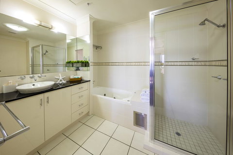 Jack And Newell Holiday Apartments - Stays Accommodation 29