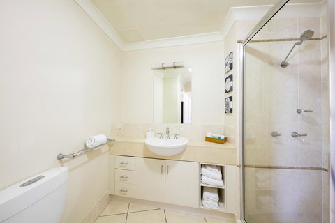 Jack And Newell Holiday Apartments - Stays Accommodation 40