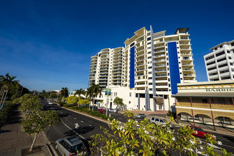 Jack And Newell Holiday Apartments - Stays Accommodation 14