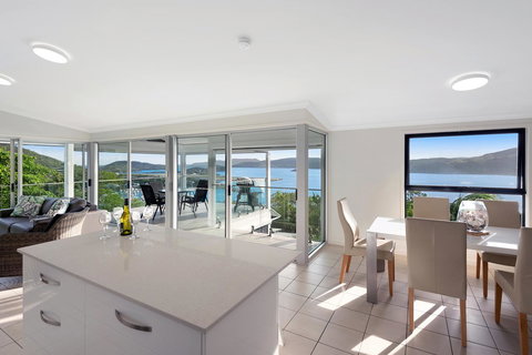 Oasis Apartments On Hamilton Island By HIHA - Stayed 37