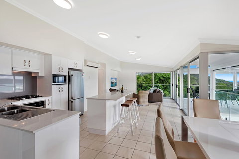 Oasis Apartments On Hamilton Island By HIHA - Stayed 40