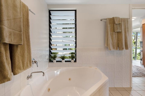Oasis Apartments On Hamilton Island By HIHA - Stayed 15