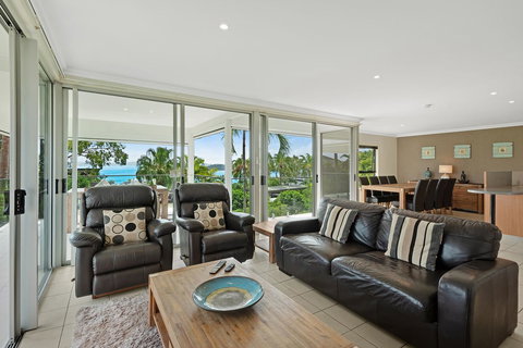 Oasis Apartments On Hamilton Island By HIHA - Stayed 20