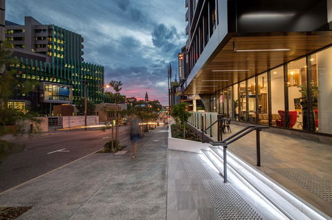 Courtyard By Marriott Brisbane South Bank - Stayed 25