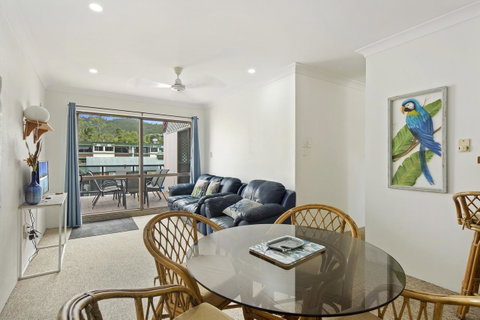 Location! 2BR Town View Unit In Centre Of Airlie. - Stays Accommodation 16