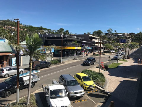 Location! 2BR Town View Unit In Centre Of Airlie. - Stays Accommodation 12