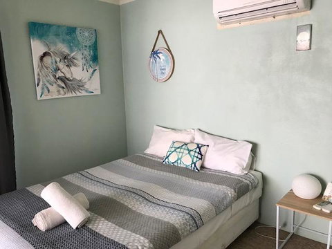 Location! 2BR Town View Unit In Centre Of Airlie. - Stays Accommodation 22