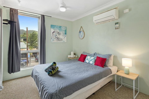 Location! 2BR Town View Unit In Centre Of Airlie. - Stays Accommodation 0