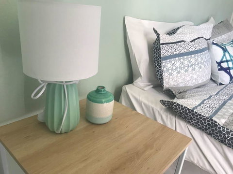Location! 2BR Town View Unit In Centre Of Airlie. - Stays Accommodation 14