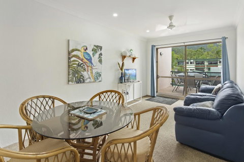 Location! 2BR Town View Unit In Centre Of Airlie. - Stays Accommodation 15