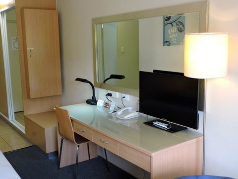 Best Western Airport 85 Motel - Stayed 27