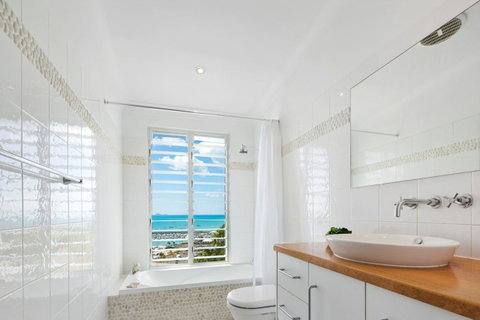 Nautilus On The Hill - Airlie Beach - Stays Accommodation 23