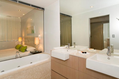 Ambience On Burleigh Beach - Stayed 25