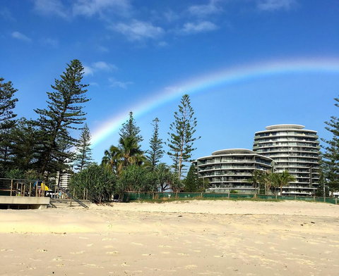 Ambience On Burleigh Beach - Stayed 4