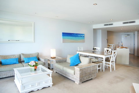 Ambience On Burleigh Beach - Stayed 19